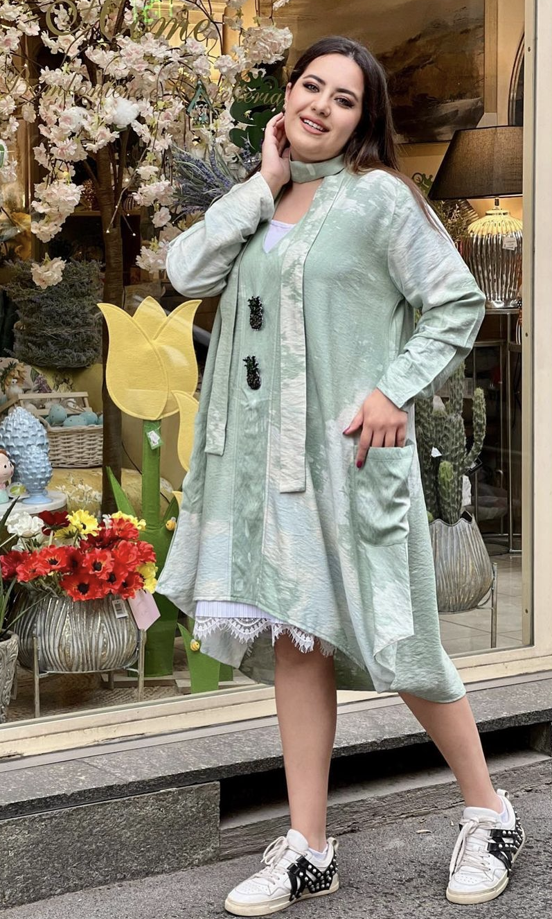 V Linen dress Green