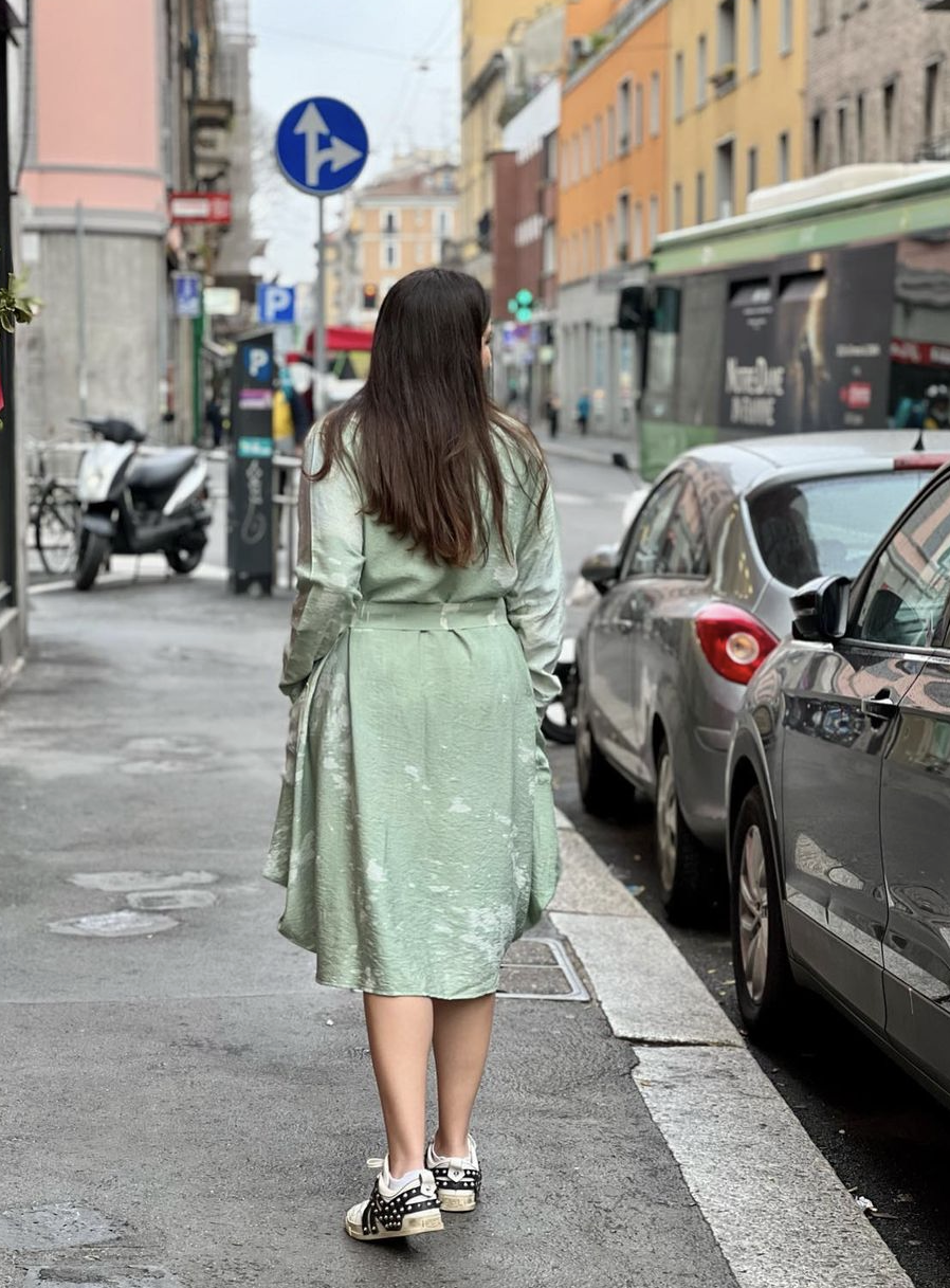 V Linen dress Green